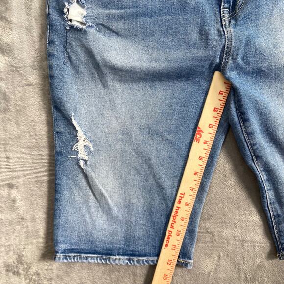 Gap Bermuda Denim Shorts Men's Size 31 Blue Jorts Distressed Longer 11" - Picture 8 of 9